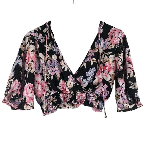 Band of Gypsies Black Floral Boho Cottagecore Wide Flutter Sleeve Crop Top - Picture 5 of 6